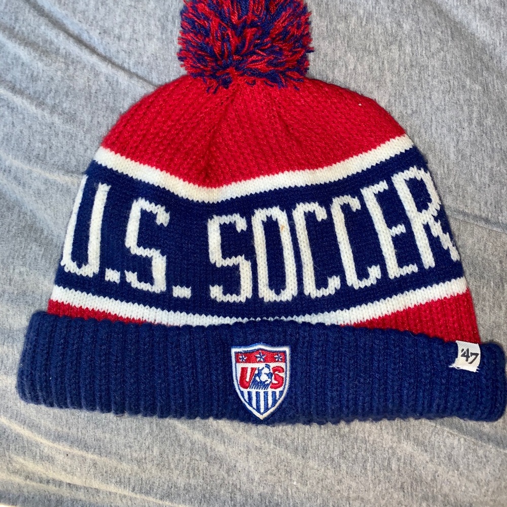 US SOCCER THROWBACK BEANIE